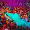 The Meaning Behind the Many Colors of India's Holi Festival icon